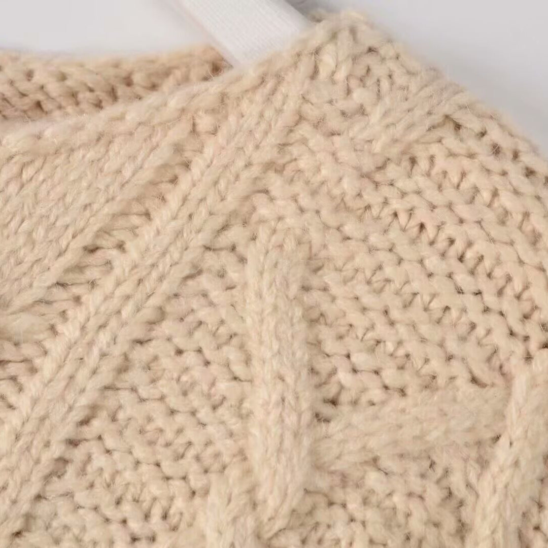 Chic Solid Color Loose Pullover Knitwear with Tassel Detail for Women