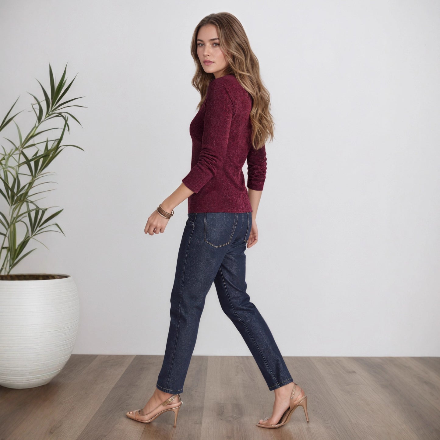 Wrinkled slimming long sleeved top