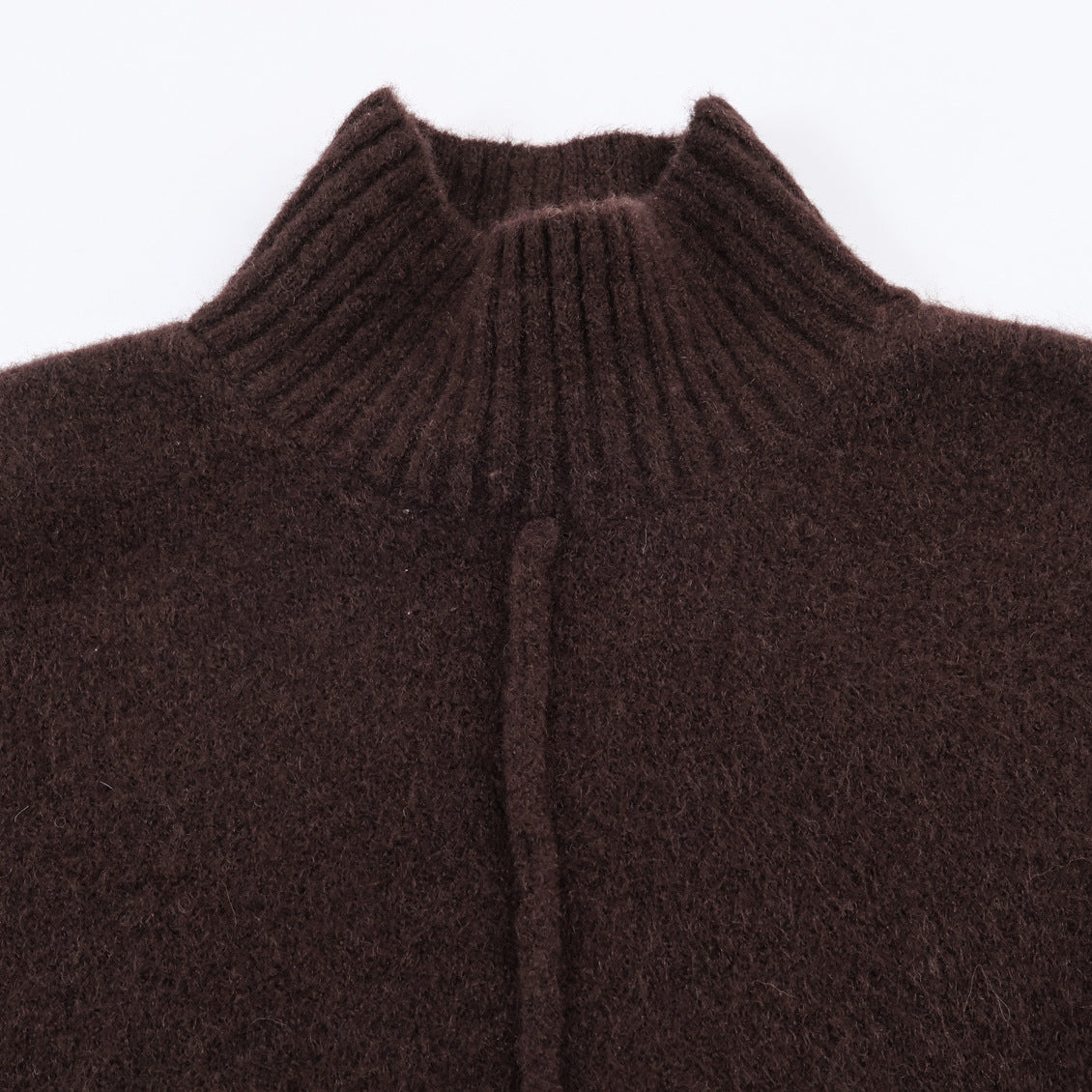 Simple and soft knitted dress for women's wear