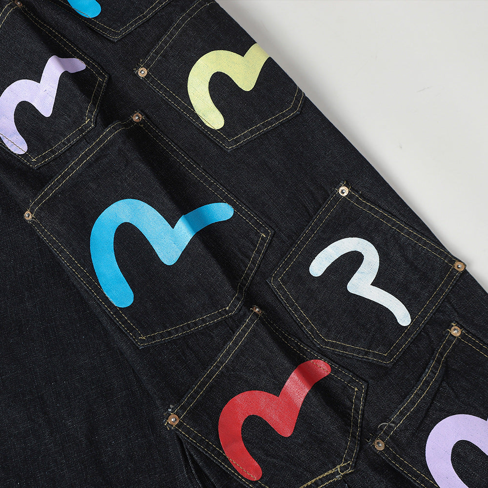 Irregular jeans with multiple pockets