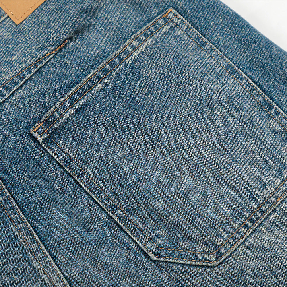 Washed gradient denim curved knife pants