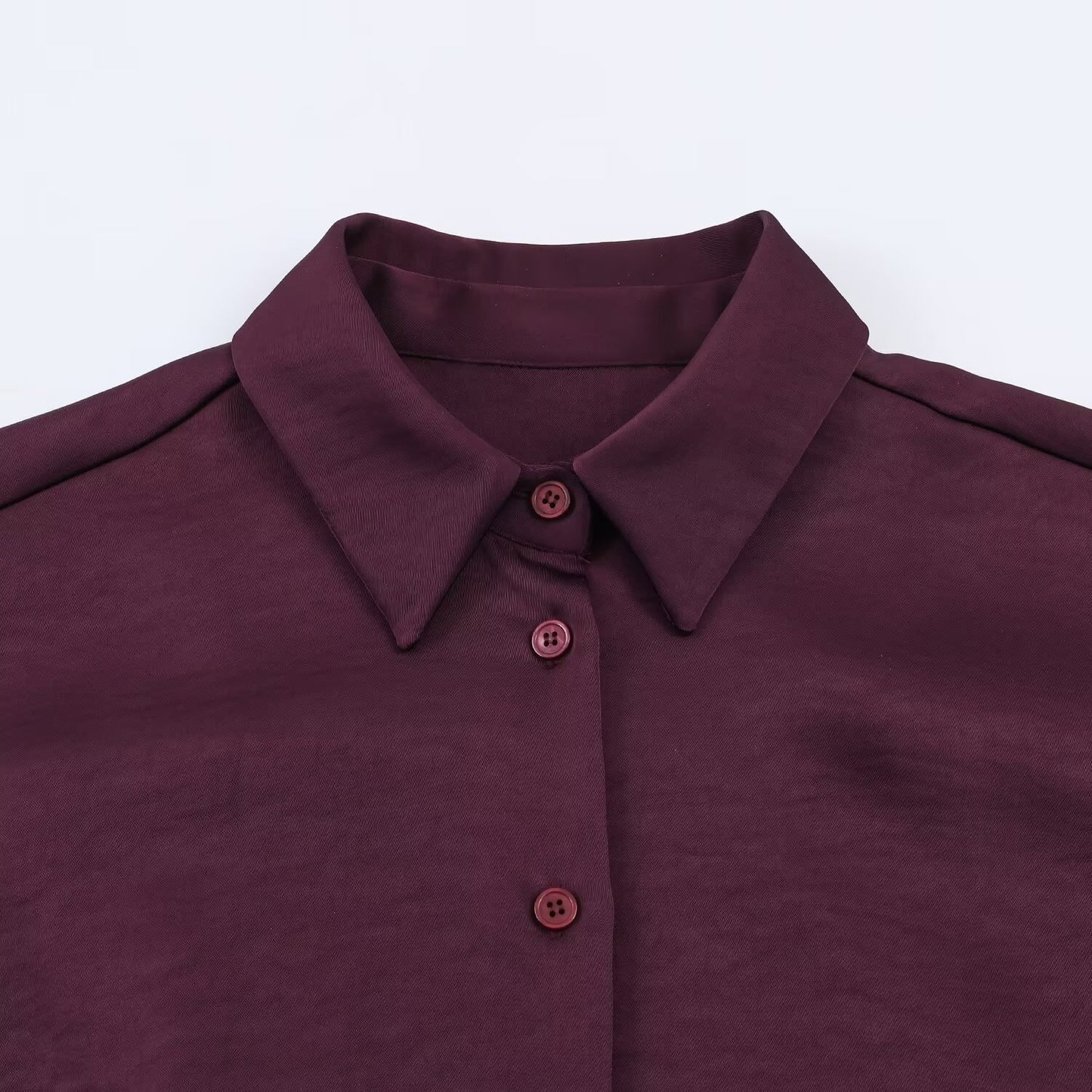 Balloon shaped silk textured shirt